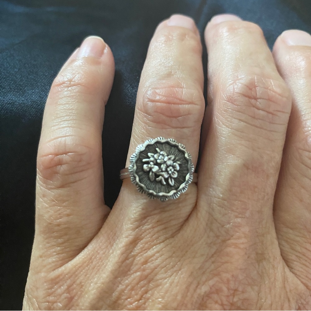 Vintage Sarah Coventry Filigree Flower Adjustable Art Deco Silver Ring